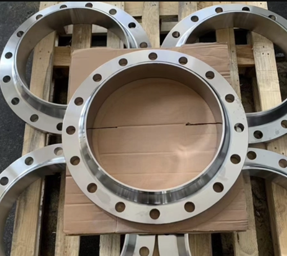 BS EN 1092-1 Flanges and Their Joints—Circular Flanges for Pipes